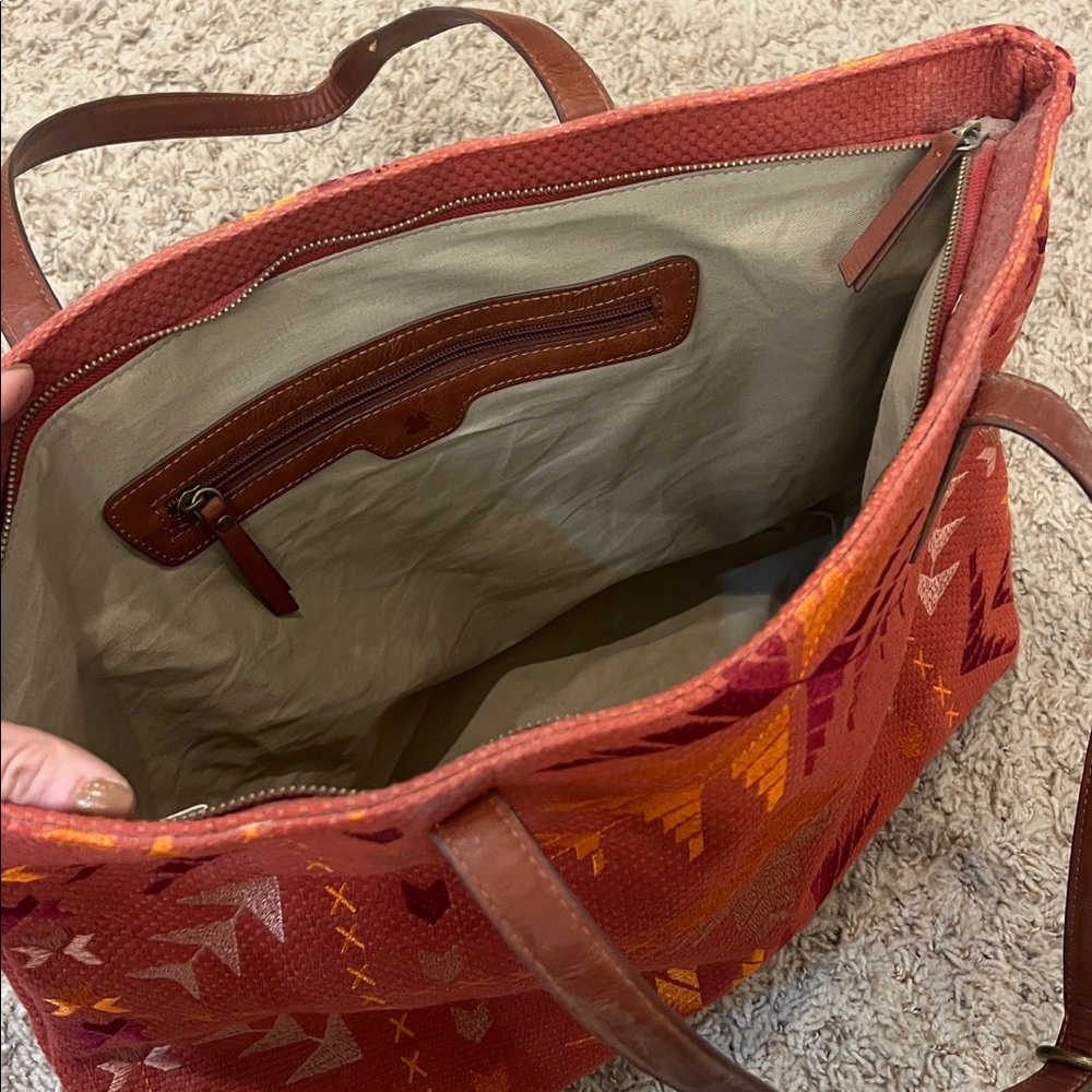 Lucky Brand Large Tote - Picture 3 of 5